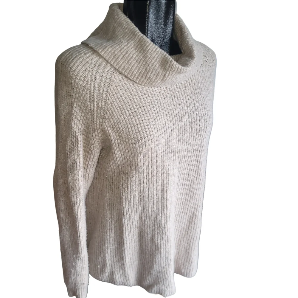 Tahari Cream Merino Wool Blend Turtleneck Sweater Size S - Picture 3 of 7